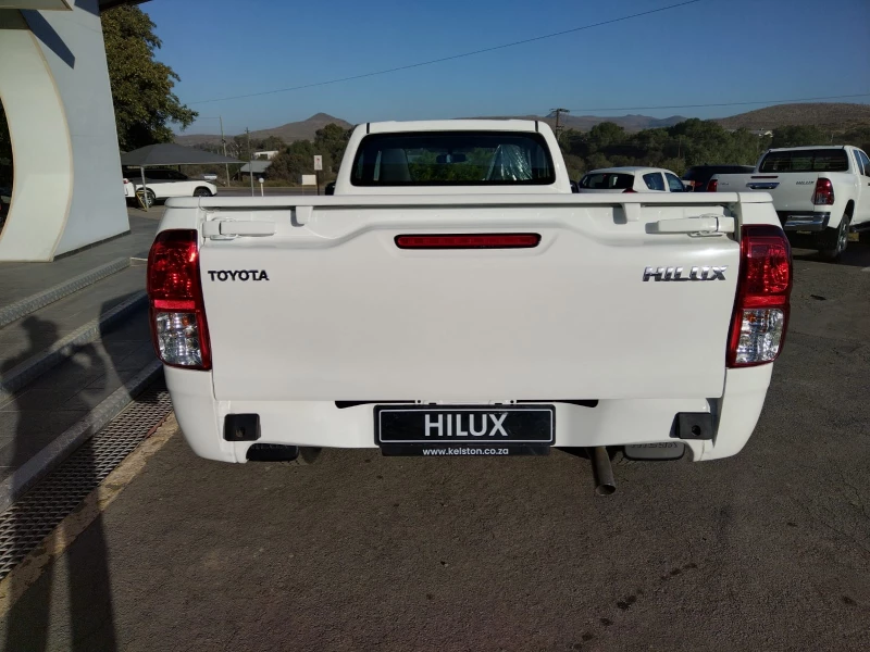 Toyota Hilux Sc 2.4 Gd S A/c 5mt