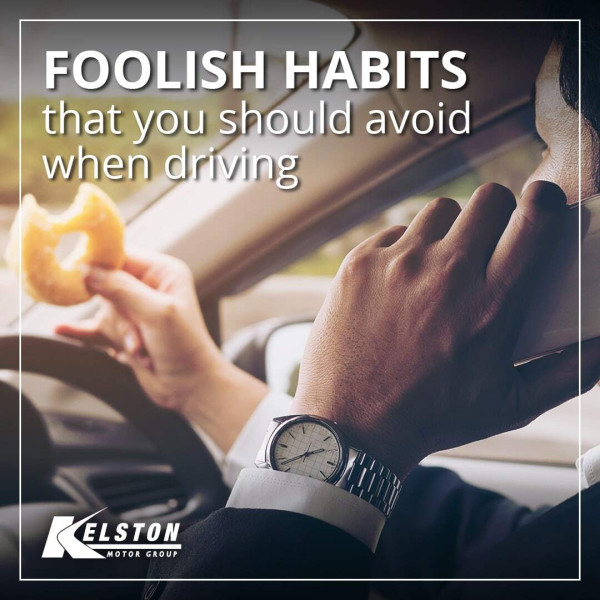 Foolish habits that you should avoid when driving