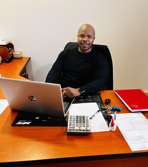 The Dedicated Car Sales Manager: Driving Customer Satisfaction at Kelston Motor Group