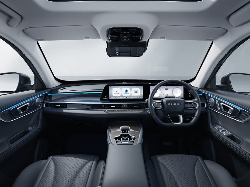 A SMART COMMAND CENTRE