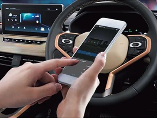 CarPlay and Android Auto*