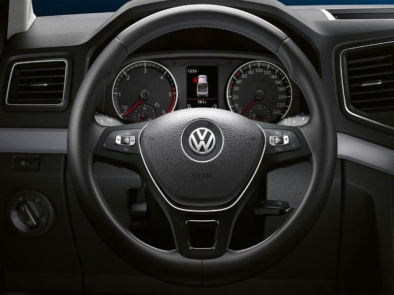 Leather-covered multifunction steering wheel with paddles