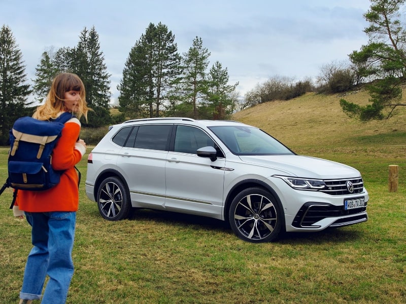 The new Tiguan Allspace is thinking for you.